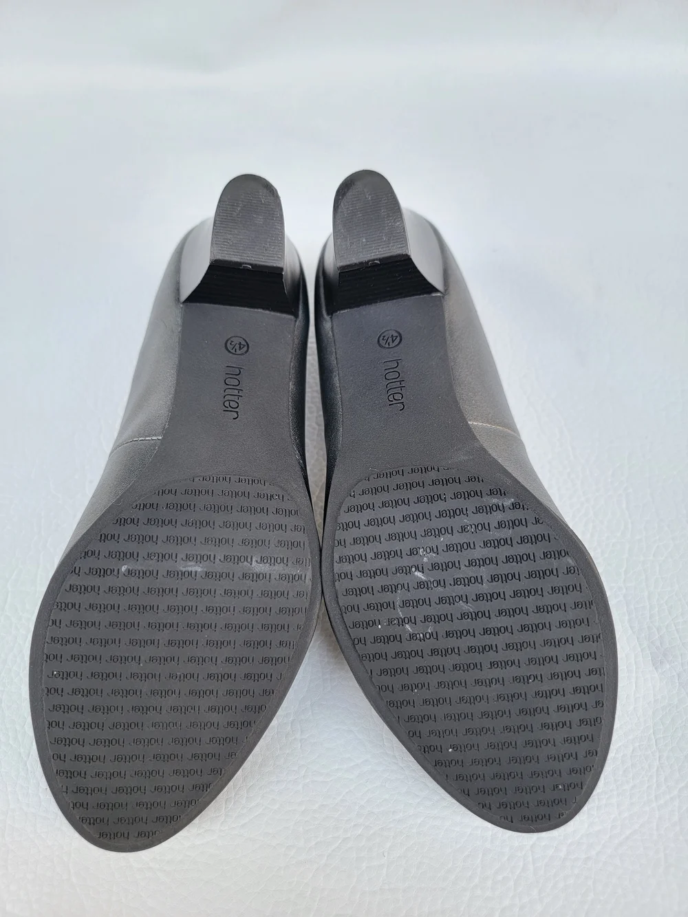 hotter Women's Metallic Gray Low Heel Pumps